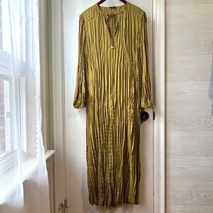New Massimo Dutti Pleated Maxi Dress Green